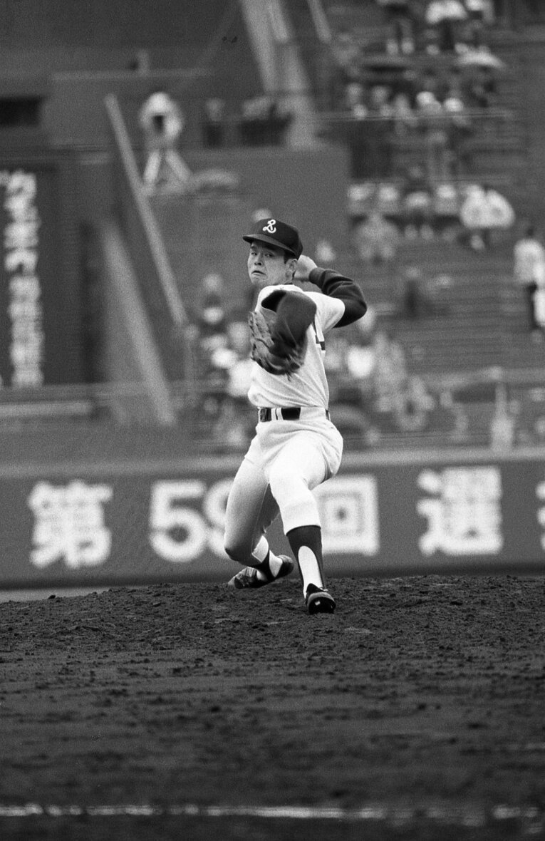 後にチームでもエース格となる橋本。入学当初は桑田の存在に圧倒された　©JIJI PRESS