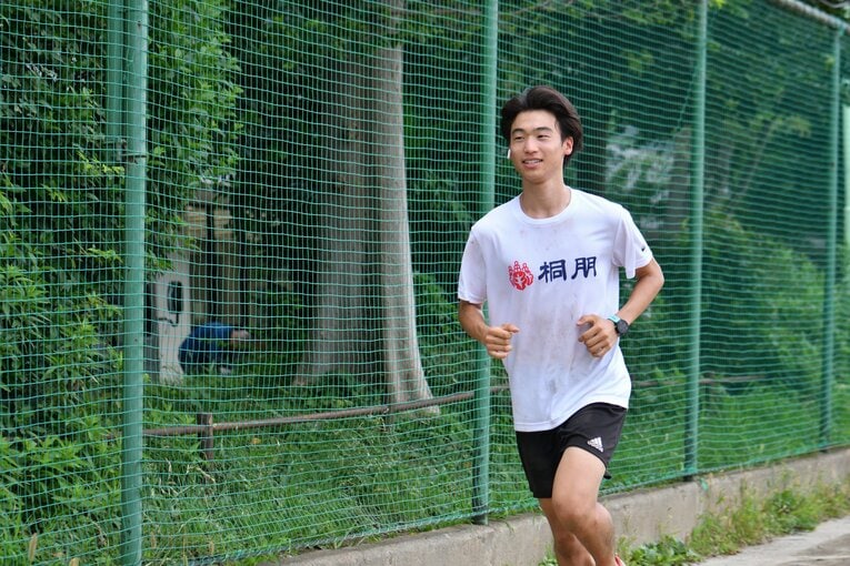 【2024年撮影】現在、桐朋高3年生の吉澤登吾は800ｍのU20日本選手権の王者だ　©Hideki Sugiyama