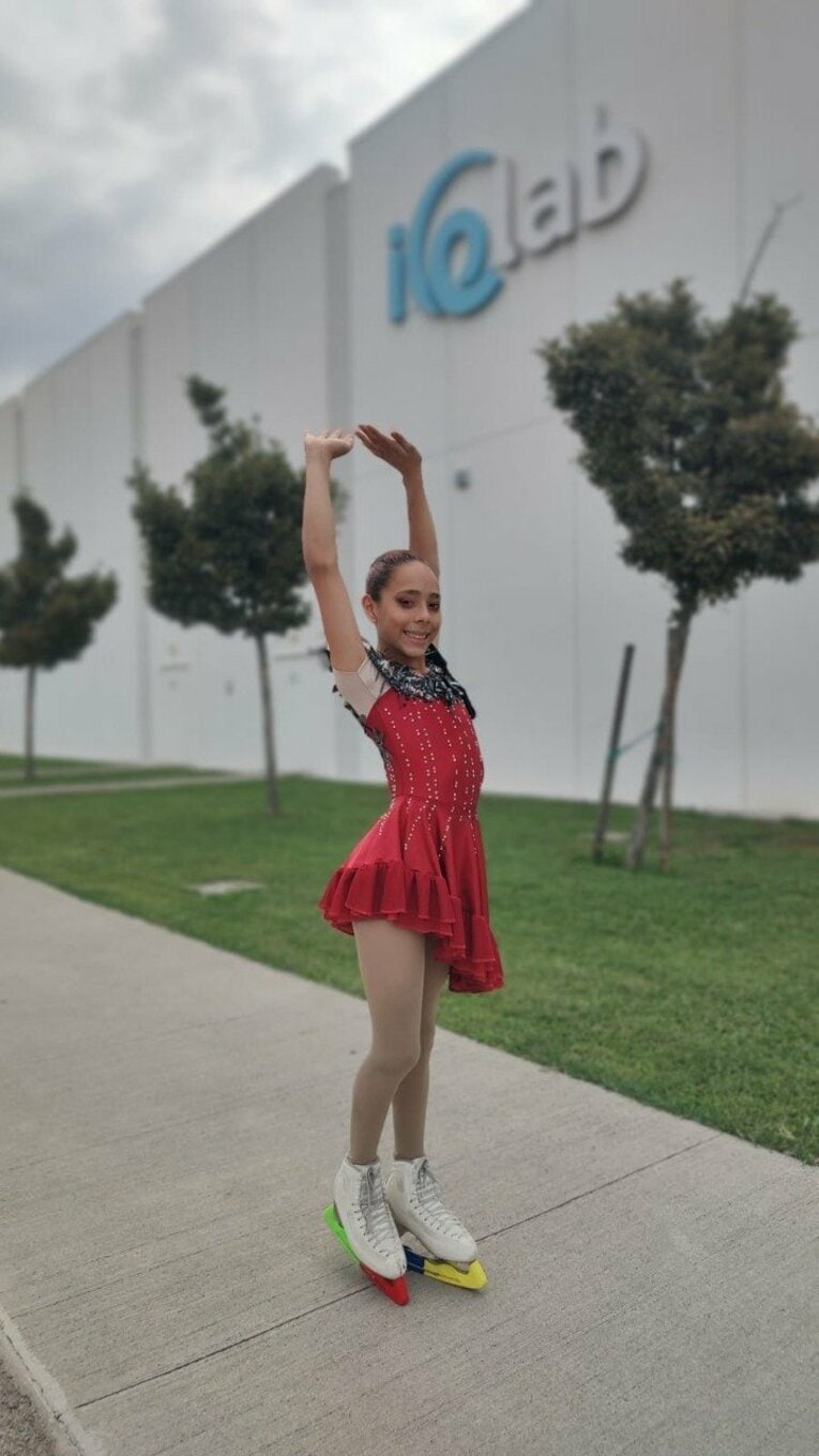 スケート場でのマリア　写真は本人提供