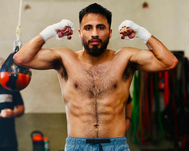 ラモン・カルデナス　©︎Mikey Williams/Top Rank