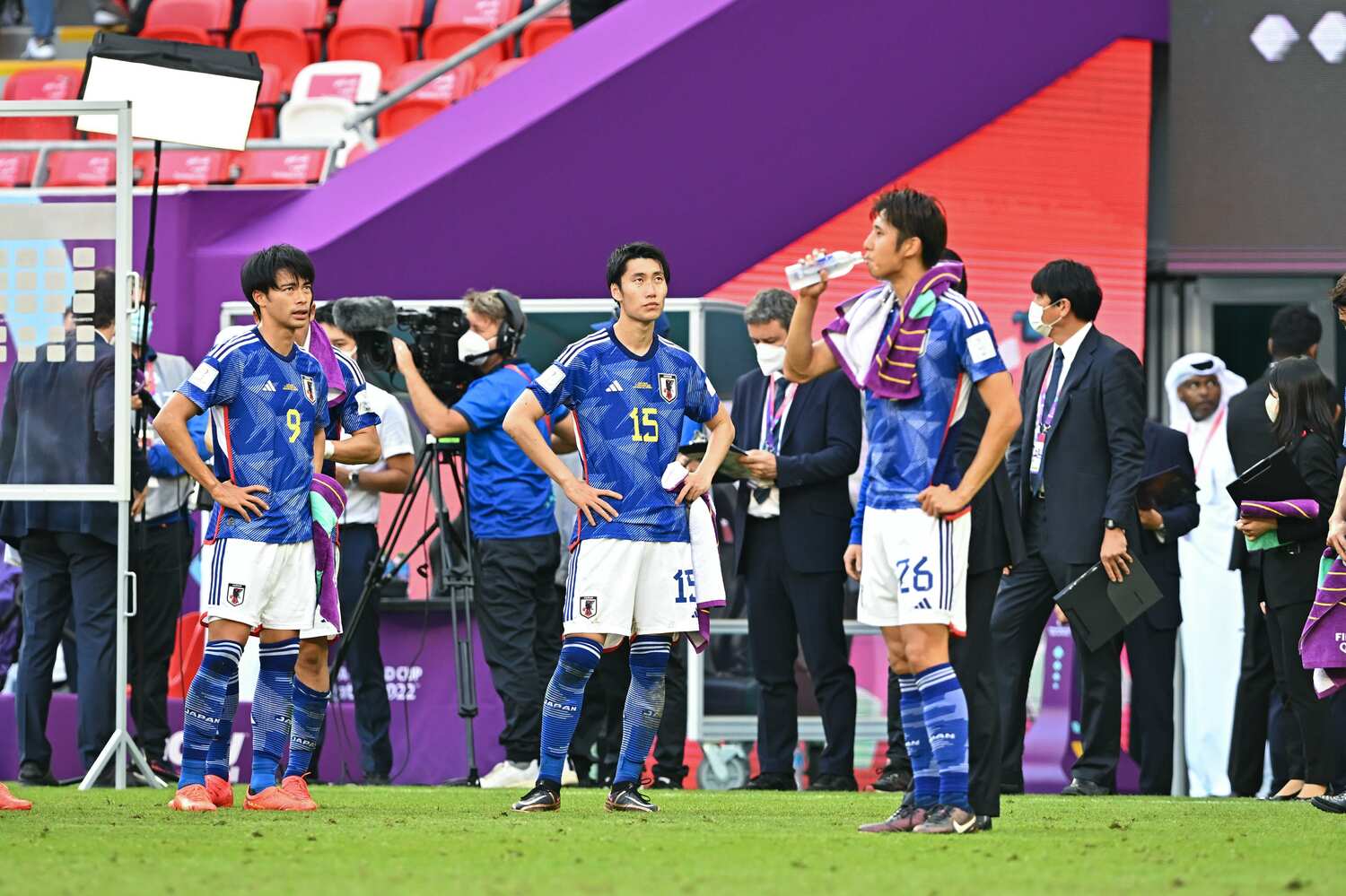 コスタリカに痛恨の敗戦を喫し、厳しい表情の選手たち　©Takuya Kaneko／JMPA