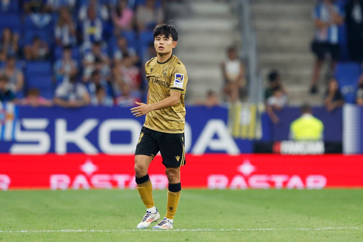 久保の表情は最後まで晴れなかった