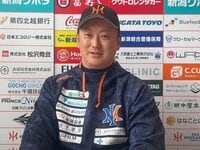 鈴木誠也21歳「歳が近いのに、化け物が…追い抜きたい」 黒田博樹 鈴木誠也21歳「歳が近いのに、化け物が…追い抜きたい」 黒田博樹
