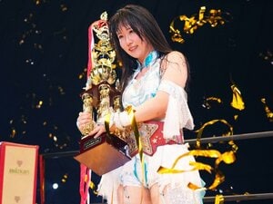 玖麗さやか25歳が叶えた夢「私は上谷沙弥にはなれない。だけど…」なぜ2年4カ月でスターダムの頂点に立てたのか？ 敗れた上谷は号泣「私の赤いベルト…」