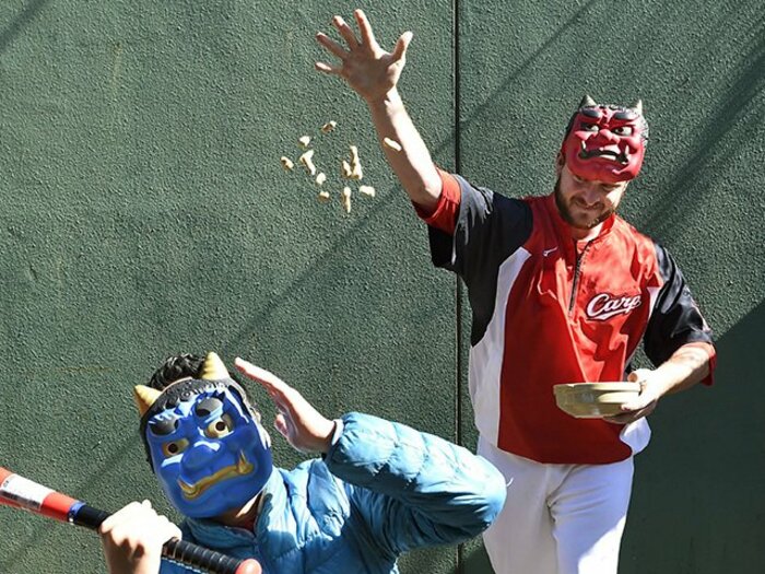 '82年組、節分、富美加、金正男……。プチ鹿島、2月のスポーツ新聞時評。＜Number Web＞ photograph by Kyodo News