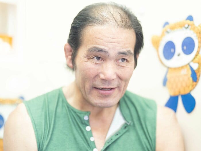 「髪の長い美人を紹介してやる」引退から5年、“野人”中西学58歳が語るプロレス転向を支えた“恩人の名前”…後輩・ウルフアロンにエールも＜Number Web＞ photograph by Keiji Ishikawa
