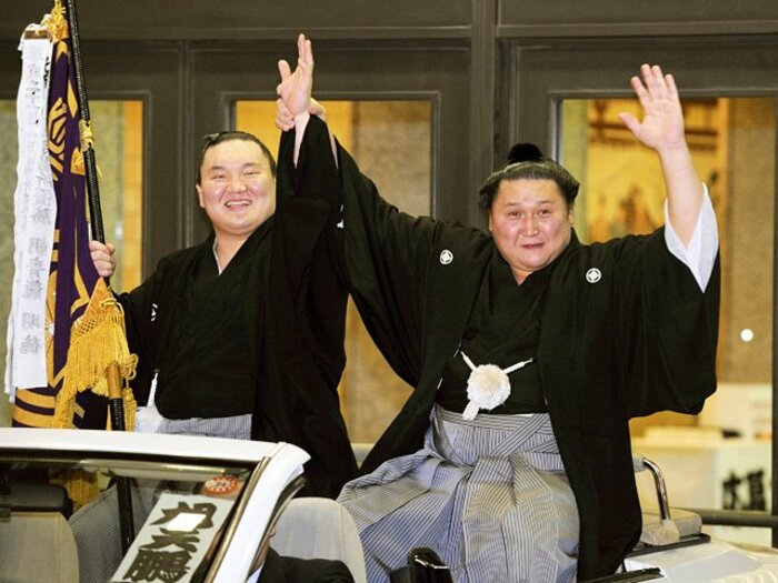 優勝力士も新十両も。勢い止まらぬ蒙古旋風。~モンゴル出身力士はなぜ強い?~<Number Web> photograph by KYODO