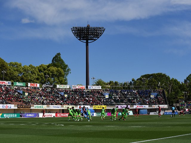 PUMA 2003 湘南平塚ベルマーレホーム 湘南ベルマーレ“新スタジアム建設案”に平塚市長は「かなり無理な提案を