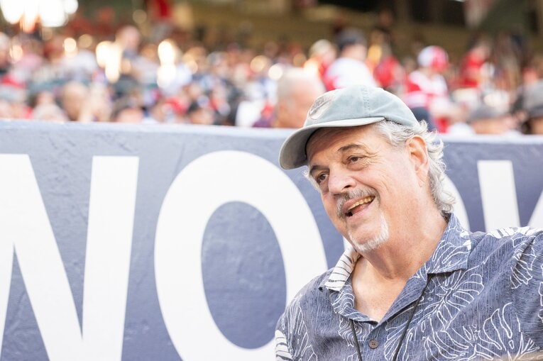 ベテラン写真家のジョン・コルデスさん。撮影はNumberフォトグラファー　©Nanae Suzuki