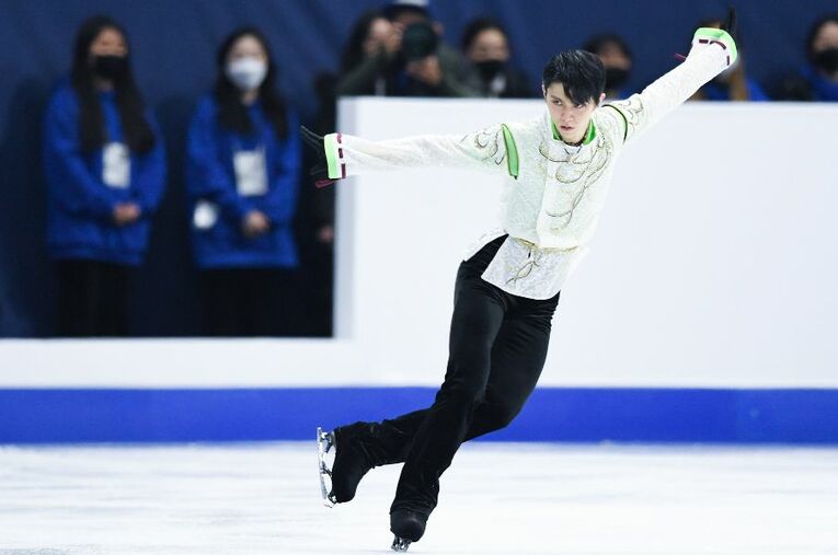 昨年の四大陸選手権で2季ぶりに『SEIMEI』を演じた羽生。新ルールに合わせた30秒縮めた編曲も矢野さんが担当した ／ photograph by Asami Enomoto