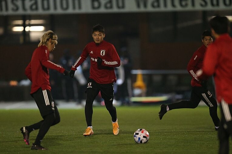 次世代を担う戦力として森保ジャパンに招集された菅原由勢だが、出場時間はわずか５分にとどまった ／ photograph by JFA