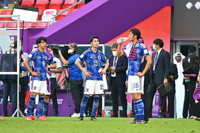 コスタリカに痛恨の敗戦を喫し、厳しい表情の選手たち　©Takuya Kaneko／JMPA