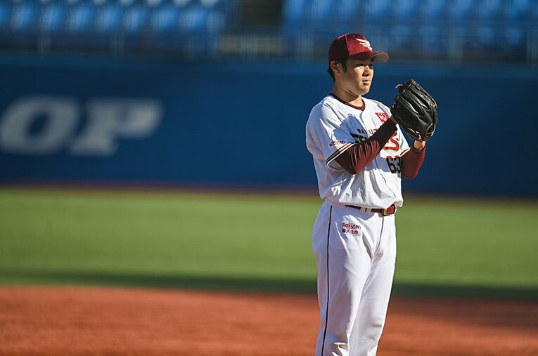 育成契約を「前向きに捉えていた」と語った由規。支えてくれたヤクルト、手を差し伸べてくれた楽天に感謝の弁を述べた ／ photograph by Nanae Suzuki