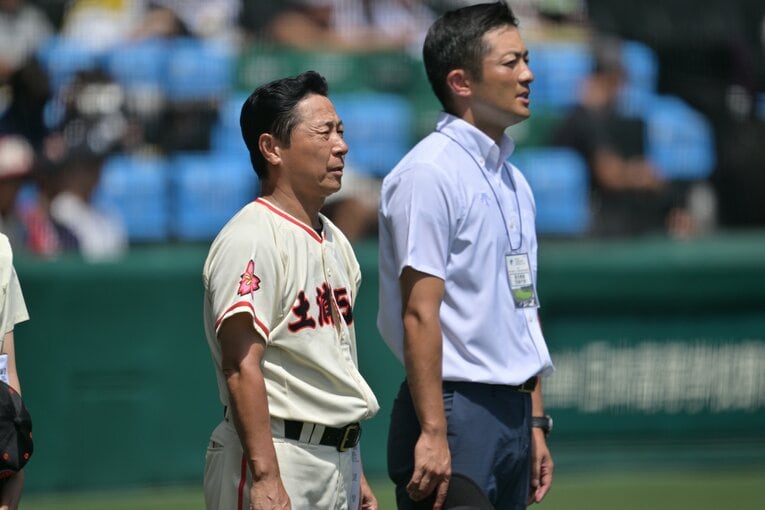 「ベスト4進出」土浦日大・小菅勲監督／56歳　©Hideki Sugiyama
