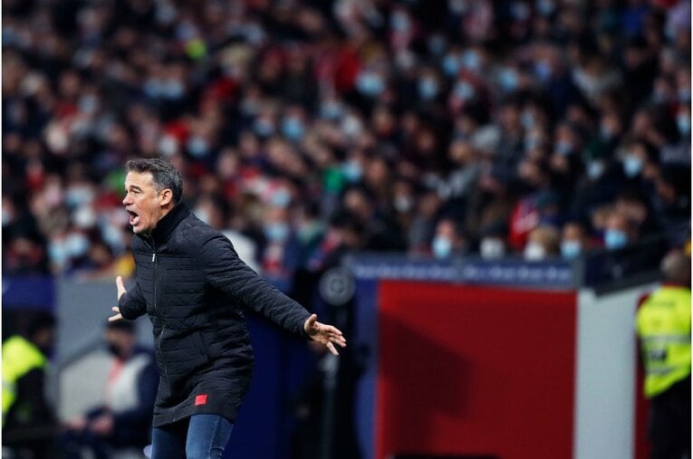 久保建英が“鉄壁アトレティコDF”をミスらせた　今季初ゴール写真に感じる「タケの厄介さ」とは〈撮影者の視点〉(19)