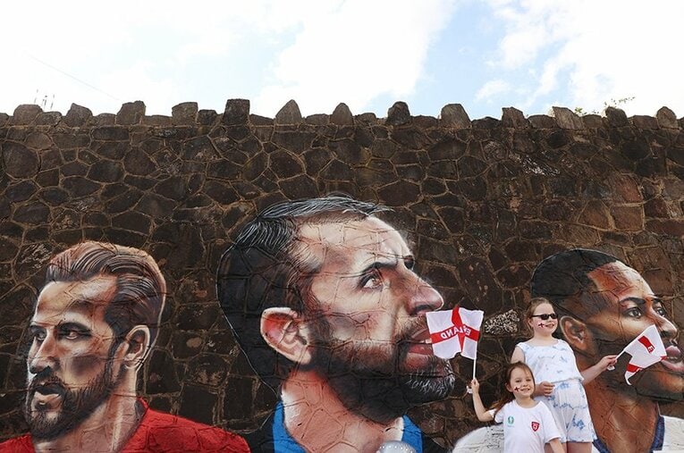 イングランドの躍進に壁画も描かれた。フットボールの母国に最高のエンディングは訪れるか ／ photograph by REUTERS/AFLO