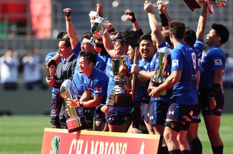 “最後のトップリーグ”を制したパナソニック ワイルドナイツ。現役ラストマッチだった福岡堅樹もトライで勝利に貢献した ／ photograph by Naoki Morita/AFLO SPORT