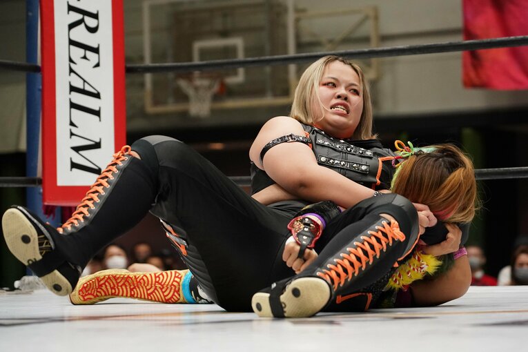 17歳でプロレスキャリアはもう5年…スターダムの未来を担う琉悪夏が明かした“同い年ライバル”との「エモい防衛戦」への思い(21)