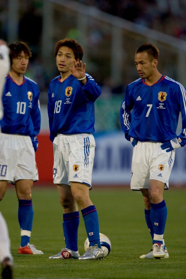 2006年アジア最終予選時の（左から）中村、小野、中田英　©Naoya Sanuki
