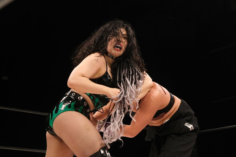 「圧倒される肉体美」を目指す新人女子プロレスラー…コンテストにも出場するZONESが語る“理想像”「実は体重が10kg減ったんです」(86)