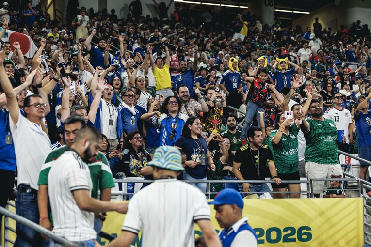 何度でも見たい…チュニジア戦、日本代表ゴールラッシュの連続写真を全部見る（画像は右に続きます）　©Kiichi Matsumoto/JMPA