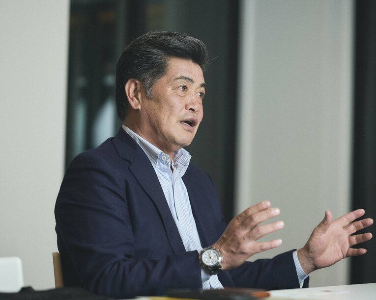 「選手ってマッサージしてもらいながら愚痴を言うんですよ（笑）」 ©Yuki Suenaga