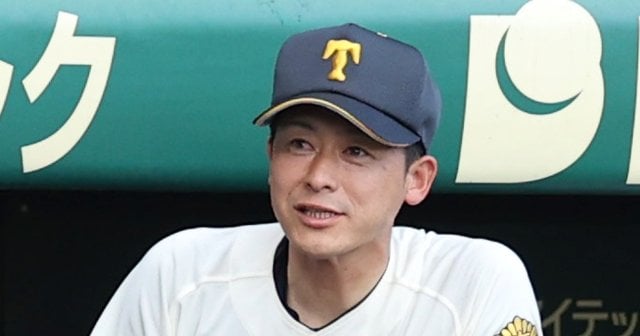 大社の監督・石飛文太（42歳）とは何者か？「文ちゃんの高校時代なあ…プレーの印象ないな」“あの神バント”安松大希が地元記者に語った「ある言葉」（4／4）  - 高校野球 - Number Web - ナンバー