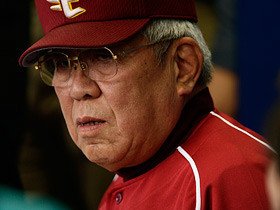 捕手起用で迷走する野村監督。「優勝チームに名捕手あり」の苦悩。（2