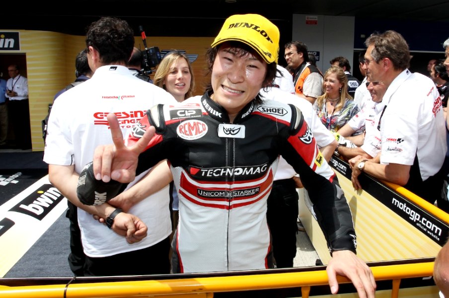 富沢祥也と勝利のわかめラーメン…極限に挑むライダーたちの願掛けと、多くの才能を見送ったGPライター遠藤智の追想<Number Web> photograph by Satoshi Endo
