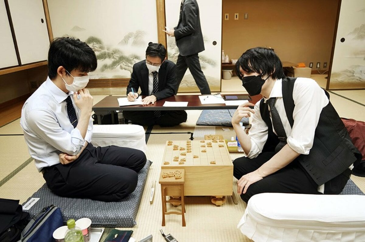 将棋〉A級順位戦マスク不着用問題を整理する… ただ「佐藤天彦九段が