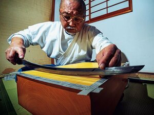 ［一子相伝の秘技］激闘の舞台は匠の一太刀で
