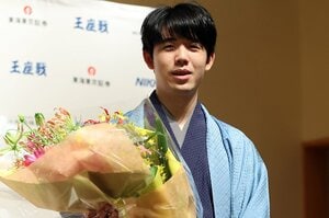 「え…この香車は何？」藤井が“AIに指せない手”で評価値13％→99％…それ以上に衝撃の一手とは