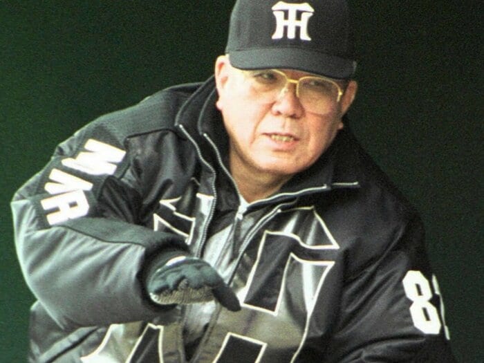 「原因は、あなたですよ」野村克也が阪神オーナーに直言…監督付になった球団職員「ああ、これでタイガースは強くなる」3年連続最下位に隠された真実＜Number Web＞ photograph by JIJI PRESS