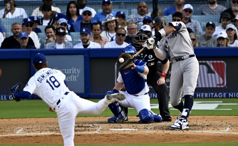山本とジャッジの対決　©Getty Images