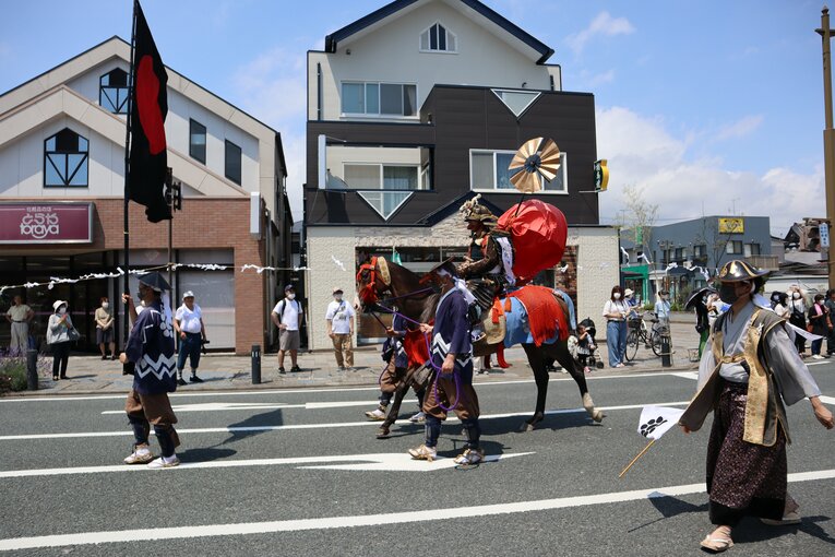 総大将が騎乗したのは、NHKマイル勝ち馬のロジック