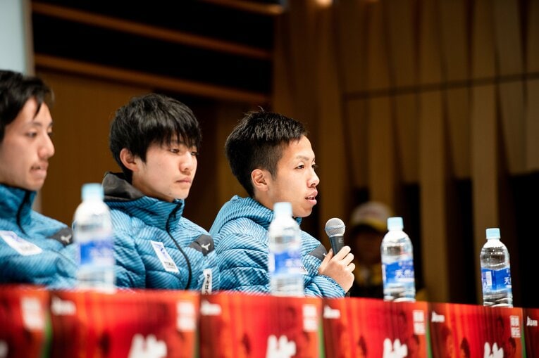 優勝会見にて　©Yuki Suenaga