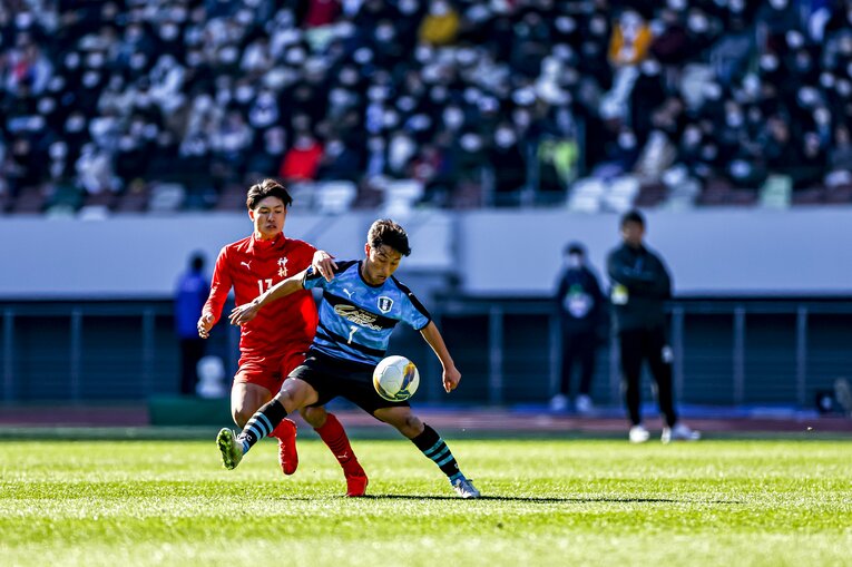 選手権では福田師王擁する神村学園とのスリリングな打ち合いを制するなど、コレクティブなスタイルで一気に栄光をつかんだ　©Kiichi Matsumoto