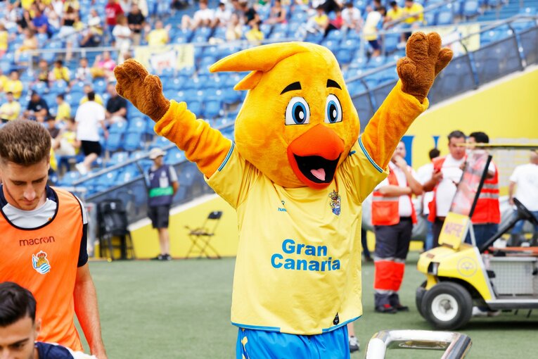 3戦連続MVP久保建英が「ユニ引っ張られても突破」気になる右足テーピングとシルバ引退の影響…“タケの配信に映らない表情”を撮った(5)