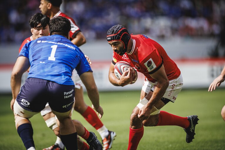 攻守に身体を張るリーチマイケル　©︎Kiichi Matsumoto