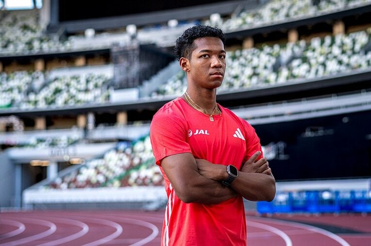 日本人初の快挙「12秒台」を自信に世界最高峰に挑む村竹ラシッド。「愛される選手になりなさい」。恩師の言葉が支える日本ハードル界の希望(1) ／ photograph by Takuya Sugiyama