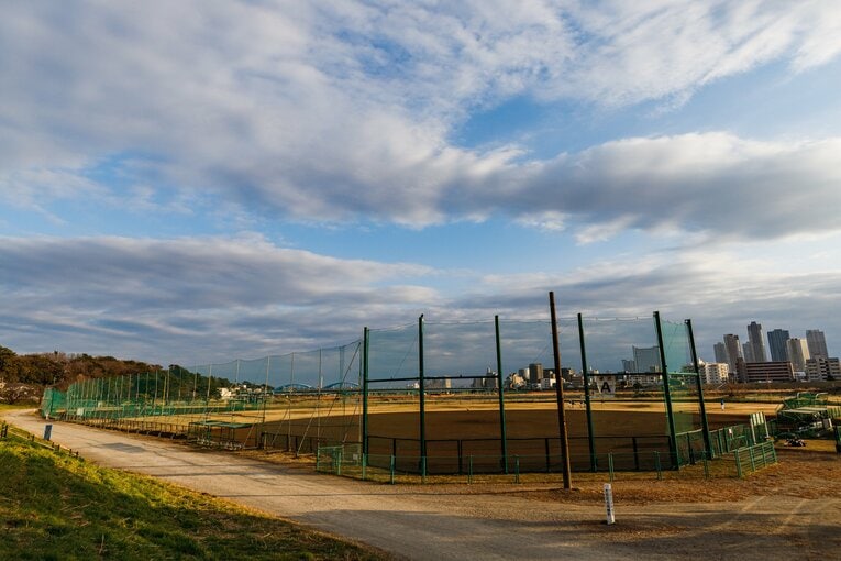 こちらが「巨人軍多摩川グラウンド」の跡地。多摩川緑地広場硬式野球場になっていた