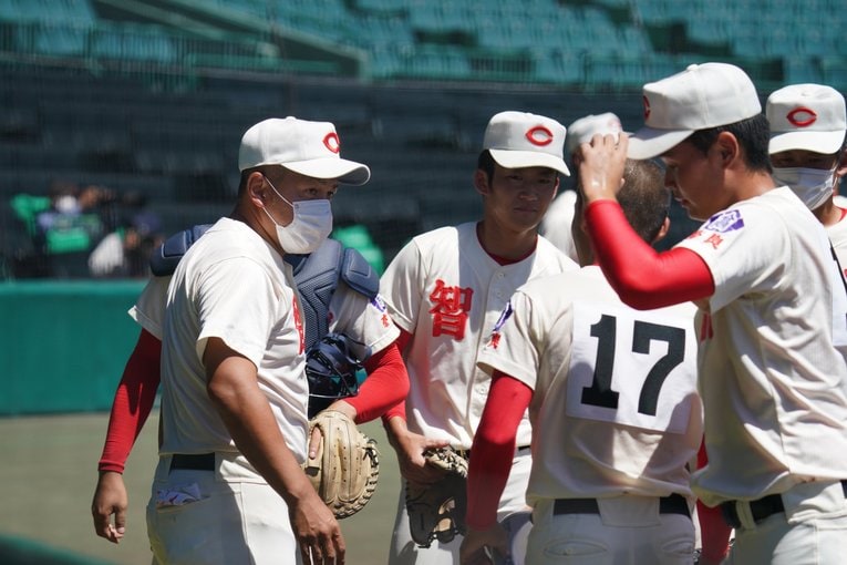 小坂将商監督　©︎Hideki Sugiyama