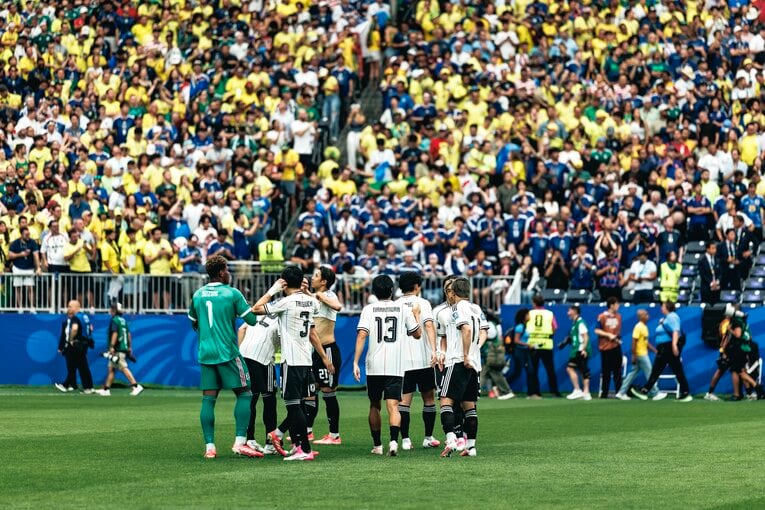 テレビに映らなかったブラジル戦真相…写真は右に続きます　©Kiichi Matsumoto/JMPA