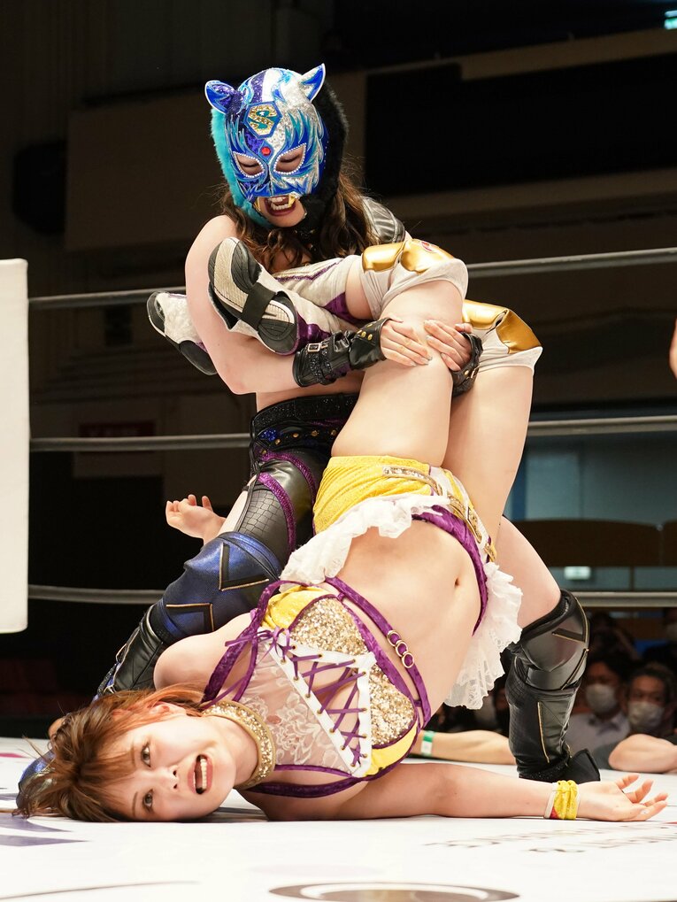 北大法学部卒→外資系企業から異例の転身…スターダムで奮闘する月山和香（30歳）はなぜプロレスラーになったのか？《特別グラビア》(47)