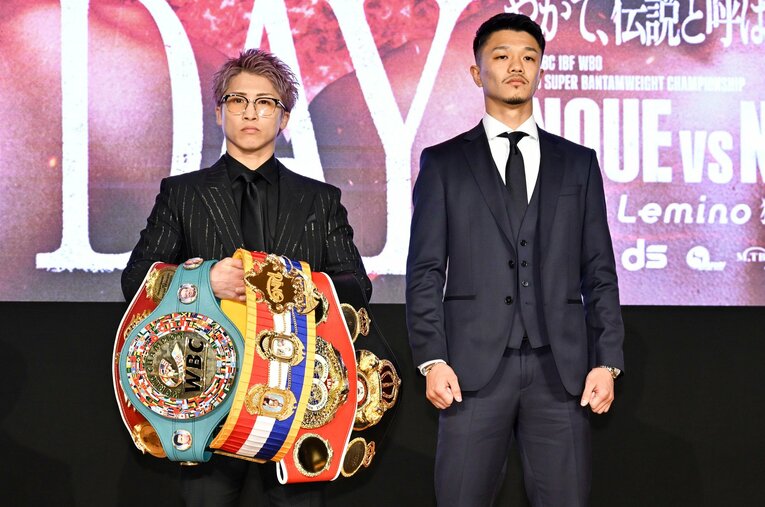 3月6日、記者会見で顔を合わせた井上尚弥と中谷潤人。世紀の一戦は『THE DAY やがて、伝説と呼ばれる日。』と銘打たれた ／ photograph by Hiroaki Finito Yamaguchi