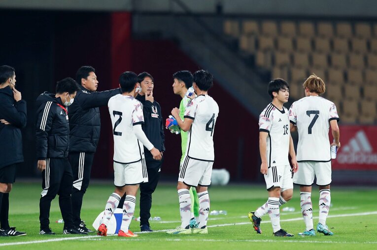W杯前に日本人カメラマンが撮ったU-21スペインvs日本「リアルな実力差」ハイプレス空転の完敗を“未来予測”にしないためには… (28)