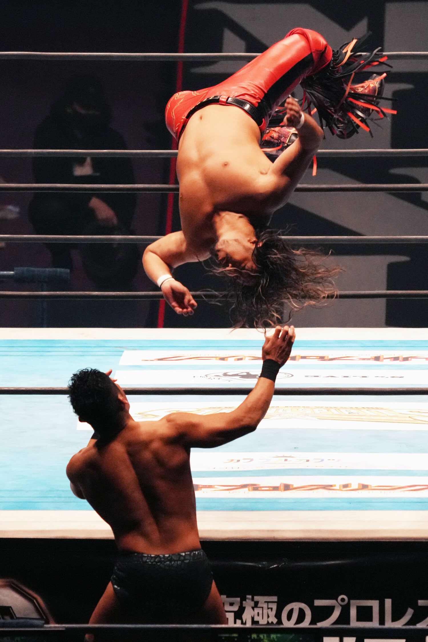 大阪城ホールをどよめかせた辻陽太の「ブエロ・デ・アギラ」