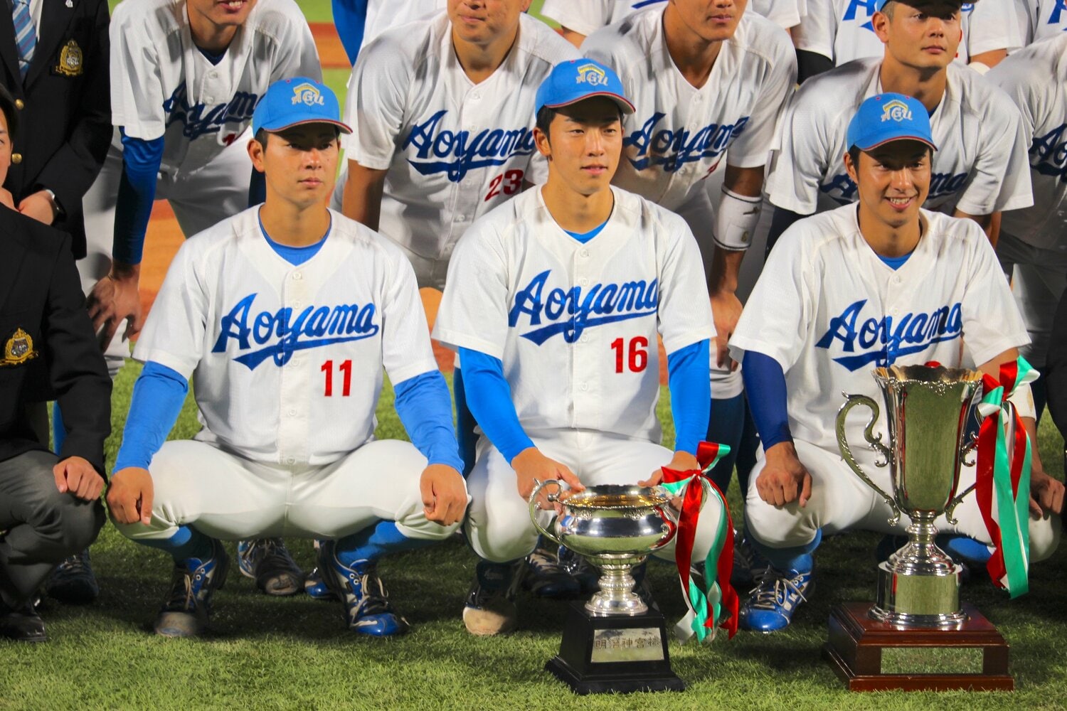 今季は常廣(16番)との二枚看板で東都1部リーグで春秋連覇を達成した ©Yu Takagi