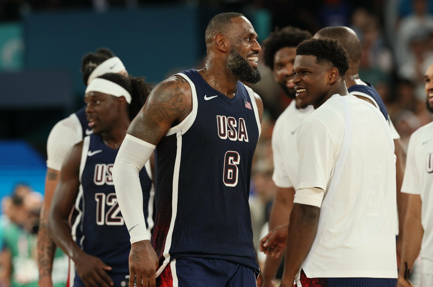 39歳という年齢でパリ五輪を戦ったレブロン　　©JMPA