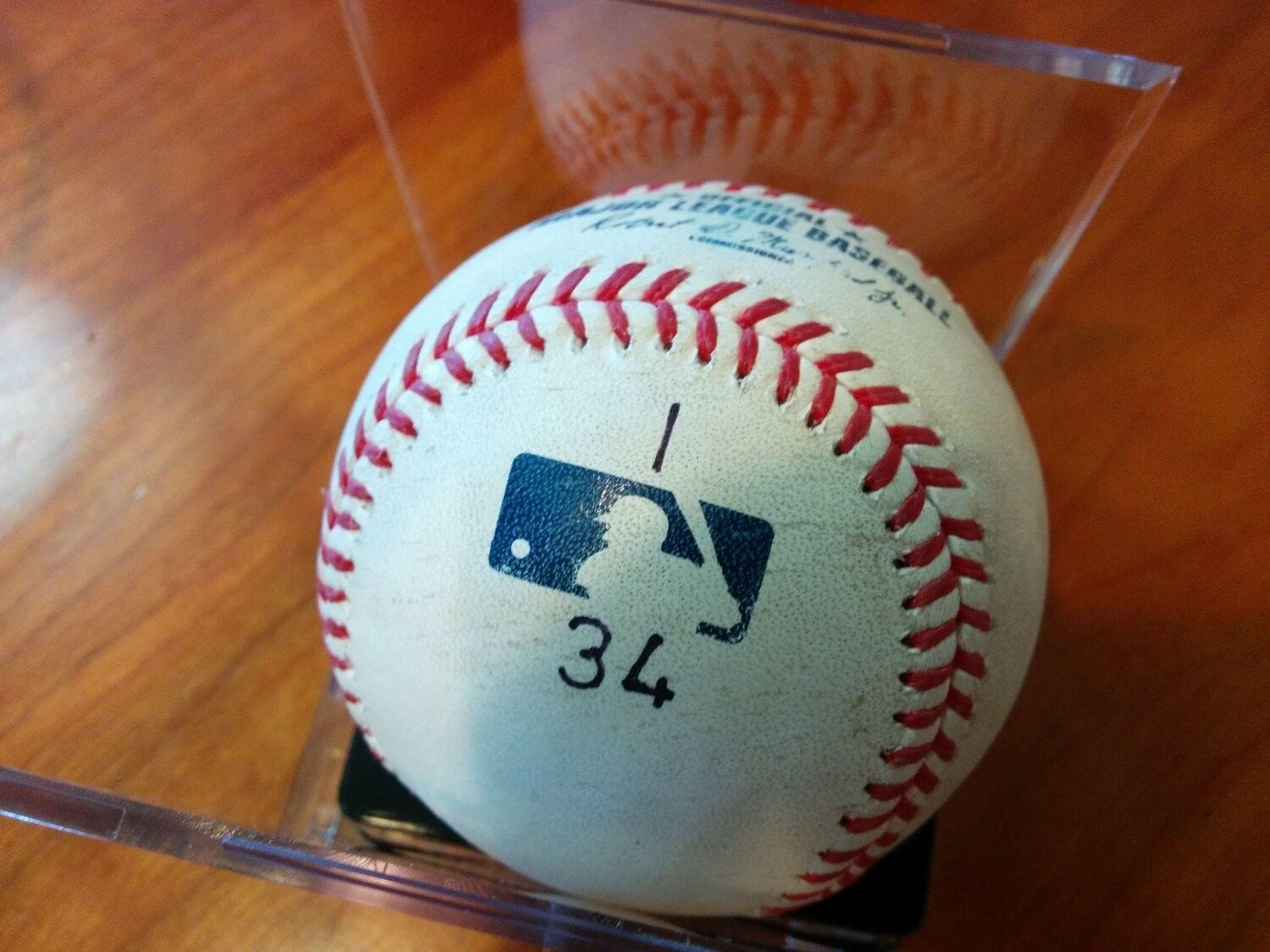 筆者が所有するイチロー3000本安打用に準備されたボール：未使用　©Aki